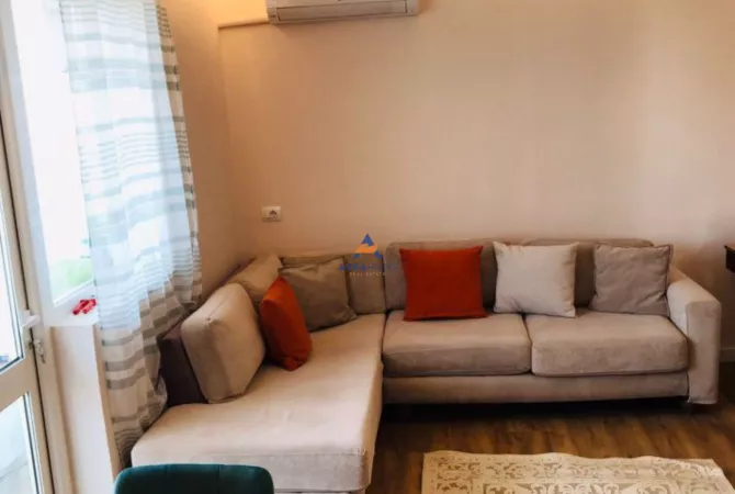 Shtepi me qera 1+1 ne Tirane - 650 Euro