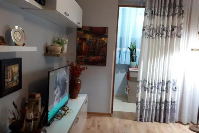 Shtepi me qera 2+1 ne Tirane - 600 Euro
