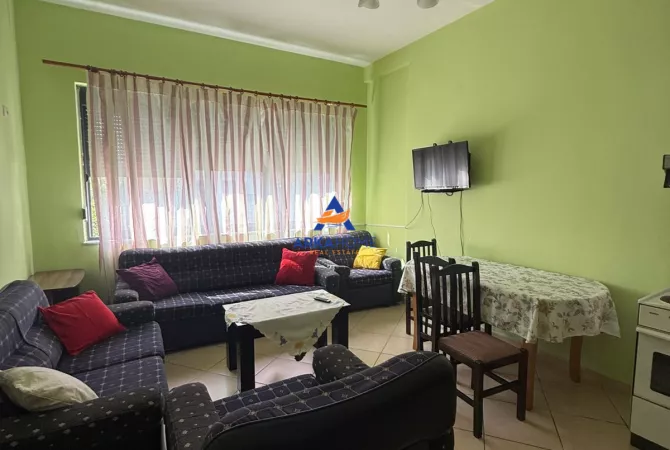 Shtepi me qera 1+1 ne Tirane - 36,000 Leke