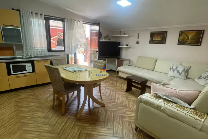 Shtepi me qera 2+1 ne Tirane - 50,000 Leke