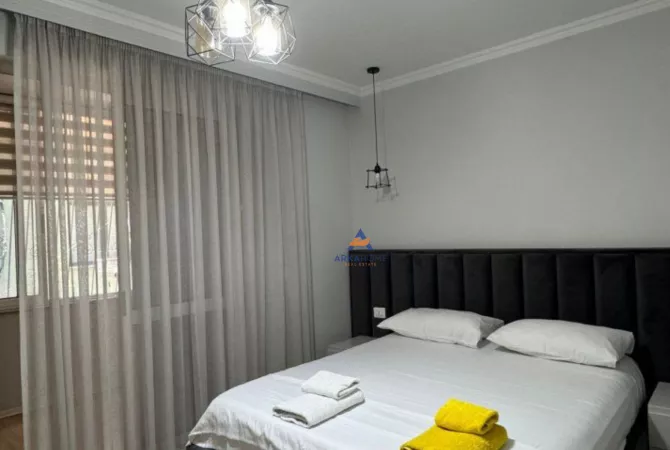 Shtepi me qera Apartament ne Tirane, 1+1, Mobilimi Bosh, pa mobiluar, Pagesa 850  Euro.