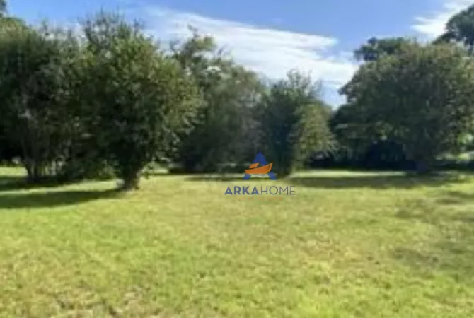 Terreno in vendita  a Tirana - 163,995 Euro