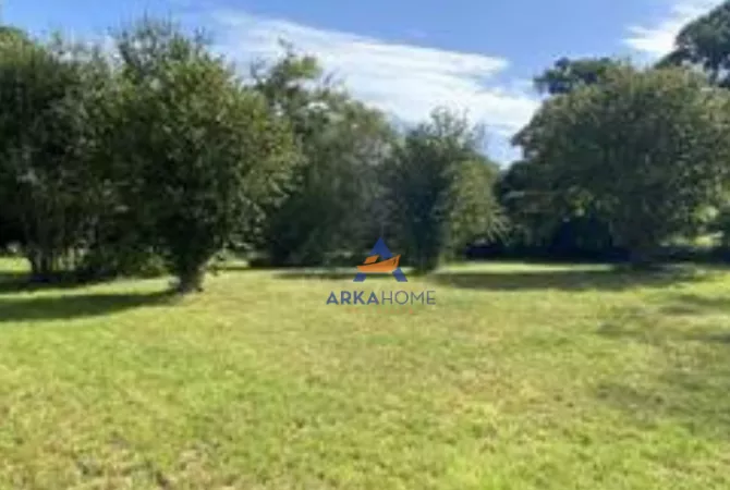 Terreno in vendita  a Tirana - 17,030 Euro