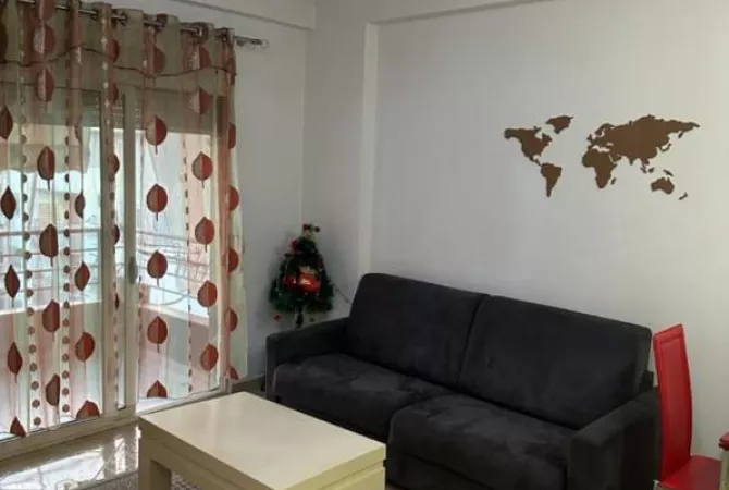 Shtepi me qera 1+1 ne Tirane - 450 Euro
