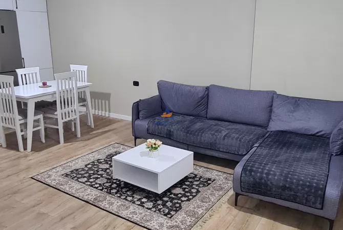 Shtepi me qera 2+1 ne Tirane - 550 Euro