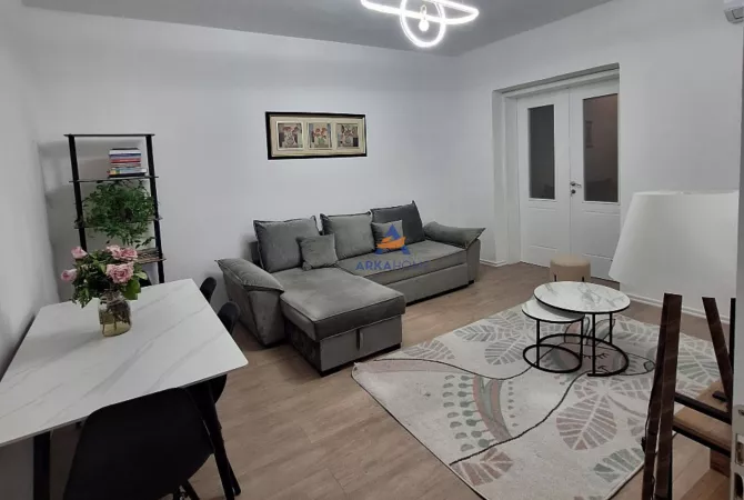 Shtepi me qera 1+1 ne Tirane - 50,000 Leke