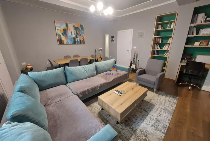 Shtepi ne shitje 5+1 ne Tirane - 450,000 Euro