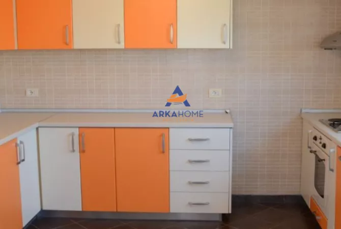 Shtepi me qera 1+1 ne Tirane - 550 Euro