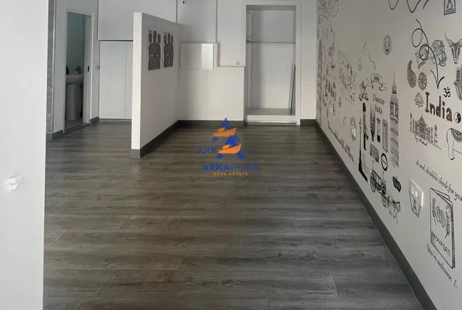 Ambient biznesi me qera 3+1 ne Tirane - 400 Euro