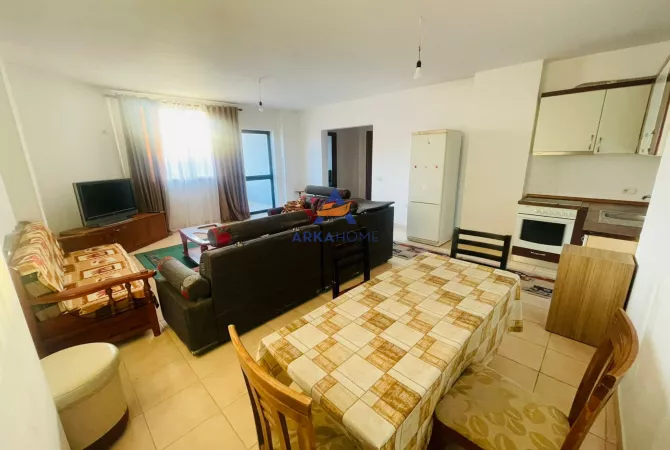 Shtepi me qera 1+1 ne Tirane - 400 Euro
