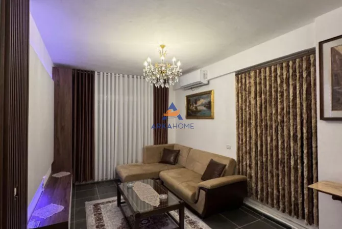Shtepi me qera 2+1 ne Tirane - 500 Euro