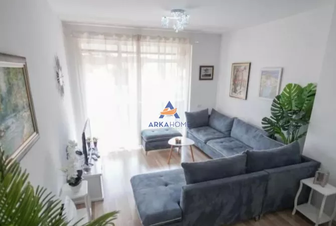 Shtepi me qera 1+1 ne Tirane - 750 Euro