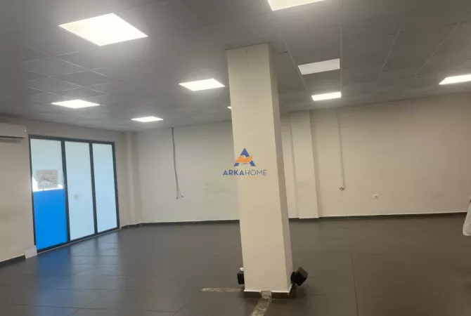 Ambient biznesi me qera 3+1 ne Tirane - 20,000 Euro