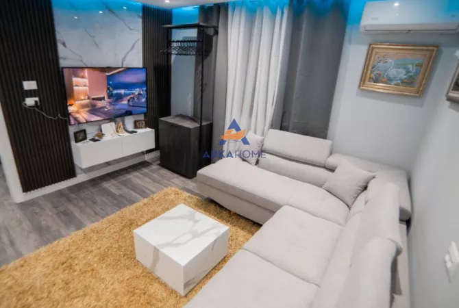 Shtepi me qera 2+1 ne Tirane - 600 Euro