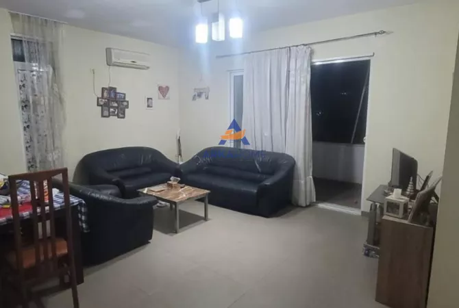 Shtepi ne shitje 2+1 ne Tirane - 180,000 Euro