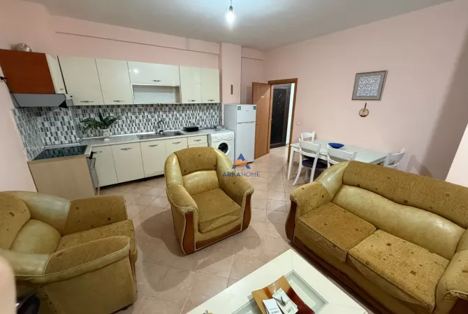 Shtepi me qera 1+1 ne Tirane - 411 Euro