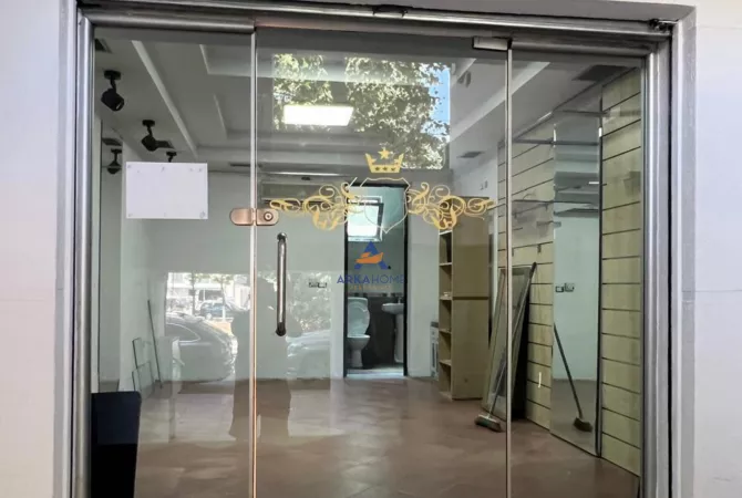 Ambient biznesi me qera 1+1 ne Tirane - 45,000 Leke