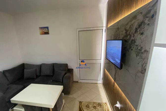 Shtepi me qera 1+1 ne Tirane - 400 Euro