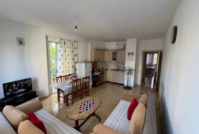 Shtepi ne shitje 2+1 ne Tirane - 135,000 Euro