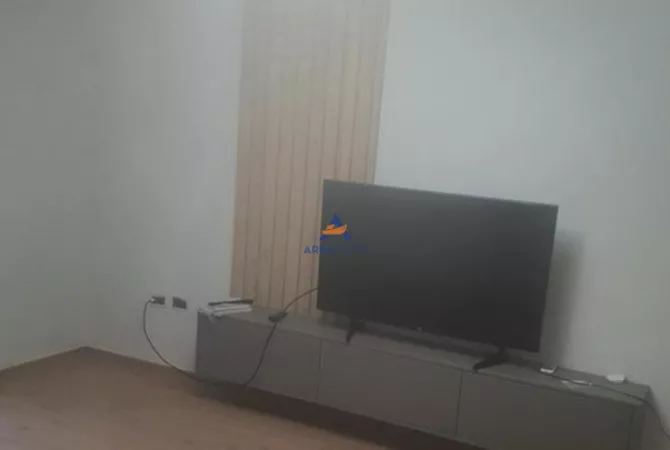 Shtepi me qera 2+1 ne Tirane - 70,000 Leke