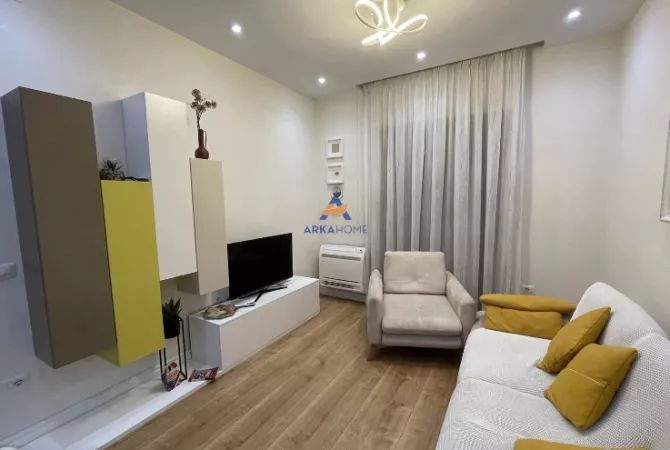 Casa in affitto 2+1 a Tirana - 900 Euro