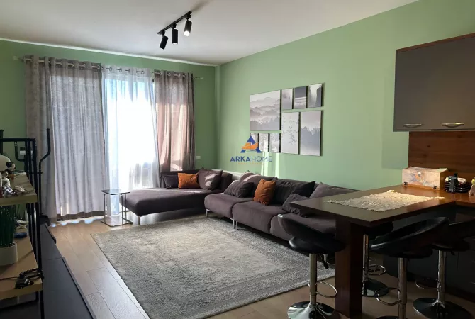 Shtepi me qera 2+1 ne Tirane - 750 Euro