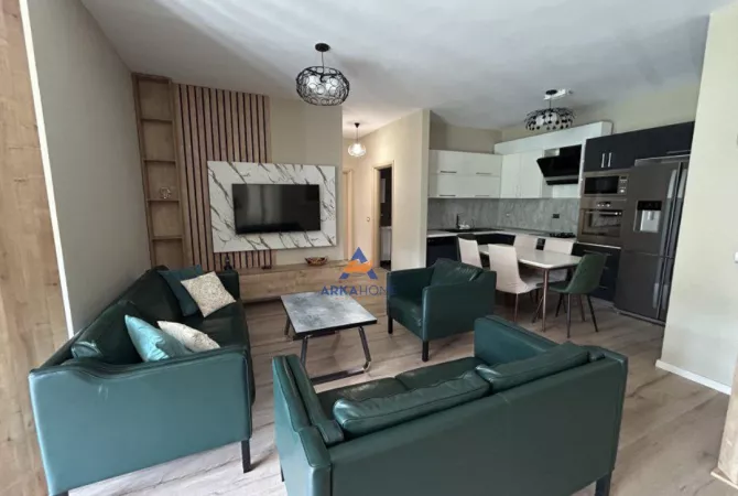 Casa in affitto 3+1 a Tirana - 1,200 Euro