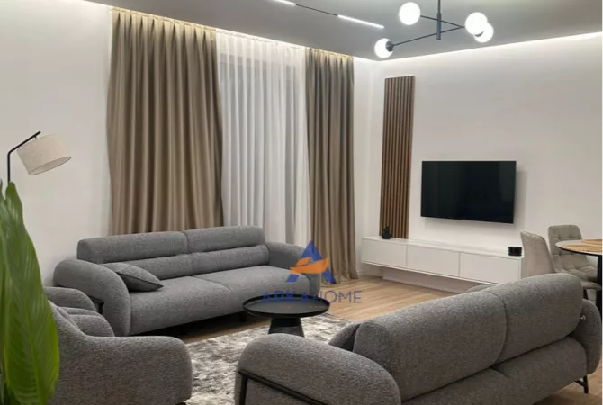 Casa in affitto 2+1 a Tirana - 1,000 Euro