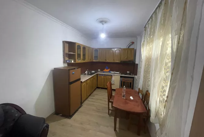 Shtepi ne shitje 2+1 ne Tirane - 120,000 Euro