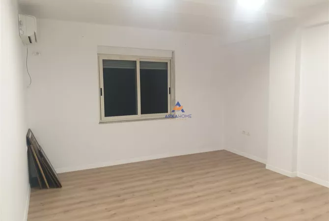 Casa in affitto 1+1 a Tirana - 900 Euro