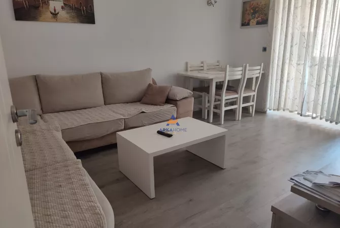 Shtepi ne shitje 2+1 ne Tirane - 140,000 Euro