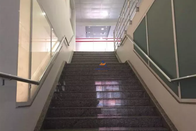 JEPET ME QERA AMBIENT BIZNESI 180M2 