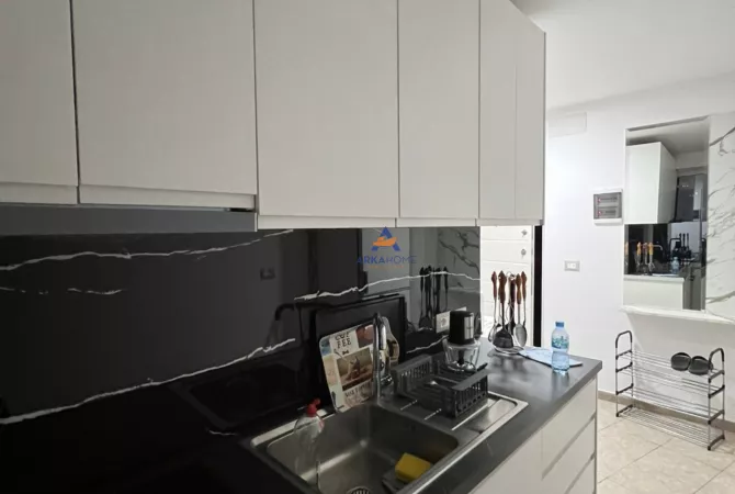 Shtepi me qera 2+1 ne Tirane - 700 Euro