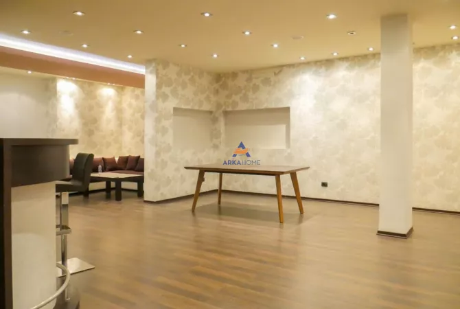Business Property for Rent 3+1 in Tirana - 2,000 Euro