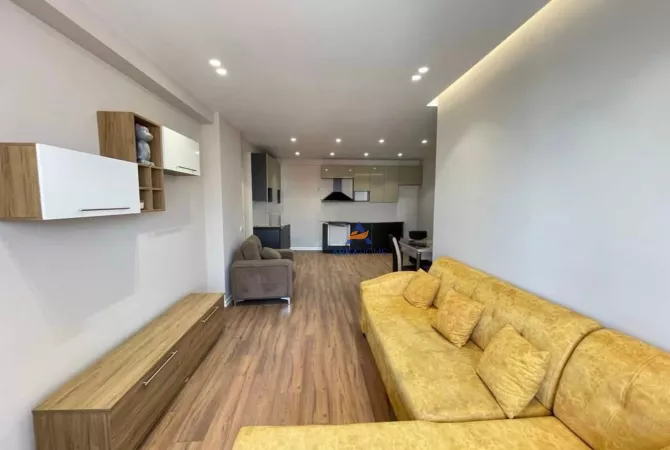 Shtepi ne shitje 2+1 ne Tirane - 150,000 Euro