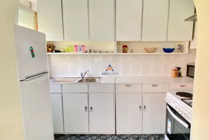 Shtepi me qera 2+1 ne Tirane - 700 Euro