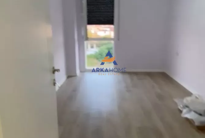 Shtepi me qera 2+1 ne Tirane - 570 Euro
