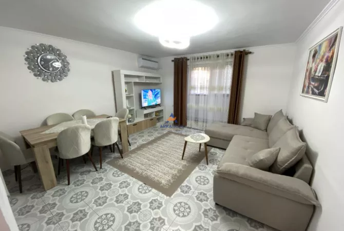Shtepi me qera 2+1 ne Tirane - 600 Euro