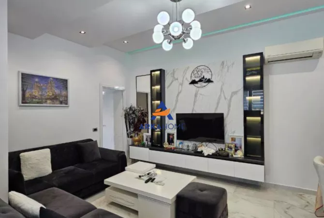 Shtepi me qera 1+1 ne Tirane - 600 Euro