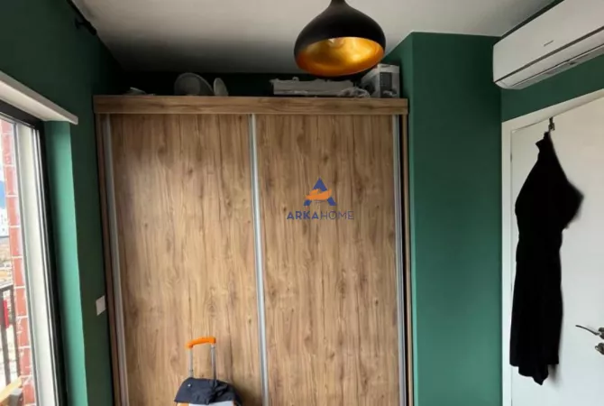 Shtepi ne shitje Apartament ne Tirane, 2+1, Mobilimi E mobiluar, Pagesa 205,000  Euro.