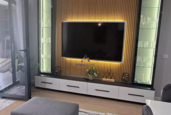 Shtepi me qera Apartament ne Tirane, 2+1, Mobilimi E mobiluar, Pagesa 800  Euro.