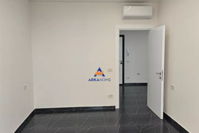 JEPET ME QERA ZYRE 75M2 "TE GOLDEN TOWER RESIDENCE,MINE PEZA" 550 EURO