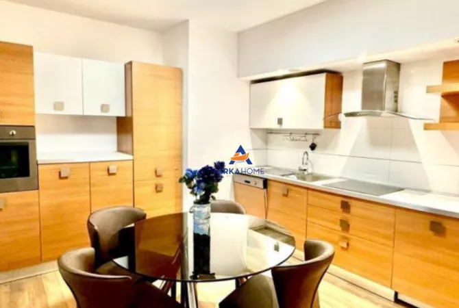 Casa in affitto 1+1 a Tirana - 950 Euro