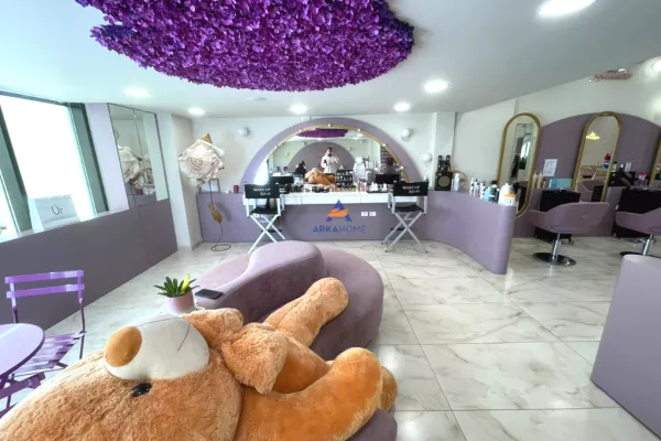 Ambiente Commerciale in Vendita 1+1 a Tirana - 70,000 Euro