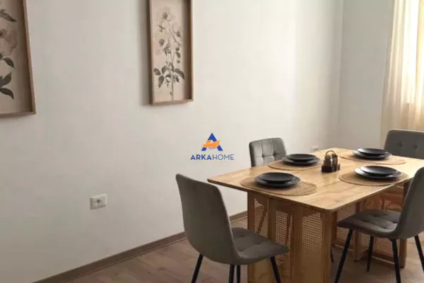Casa in affitto 2+1 a Tirana - 950 Euro
