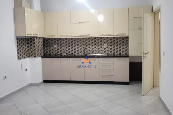 Casa in affitto 2+1 a Tirana - 700 Euro