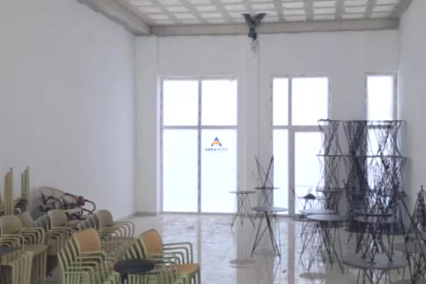 Business Property for Rent 1+1 in Tirana - 900 Euro