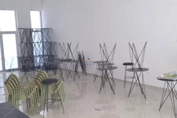 Business Property for Rent 1+1 in Tirana - 900 Euro