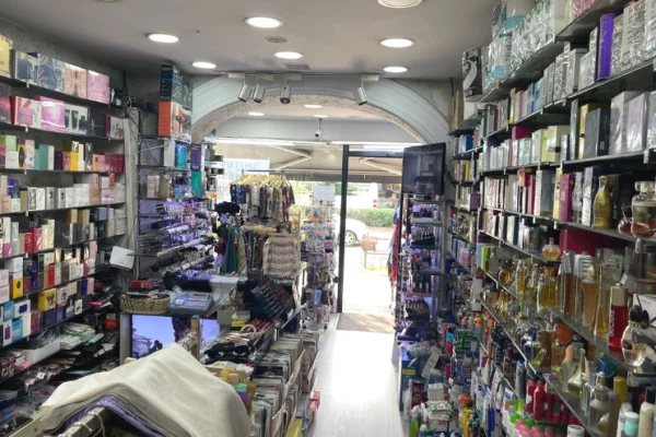 Ambient biznesi ne shitje 1+1 ne Tirane - 130,000 Euro