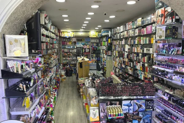 Ambient biznesi ne shitje 1+1 ne Tirane - 130,000 Euro
